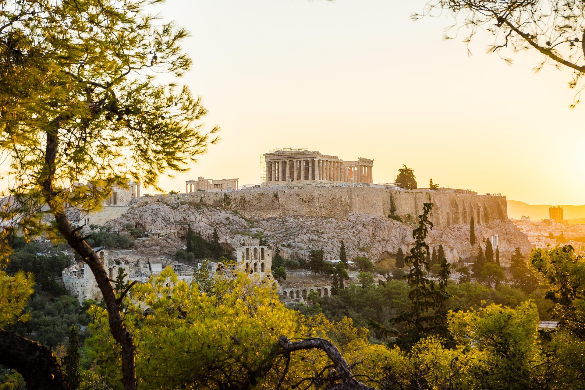 MMG Welcomes Cosmetic Derma Medicine and Advanced Hair Clinics as Britain and Greece Deepen Their Partnership