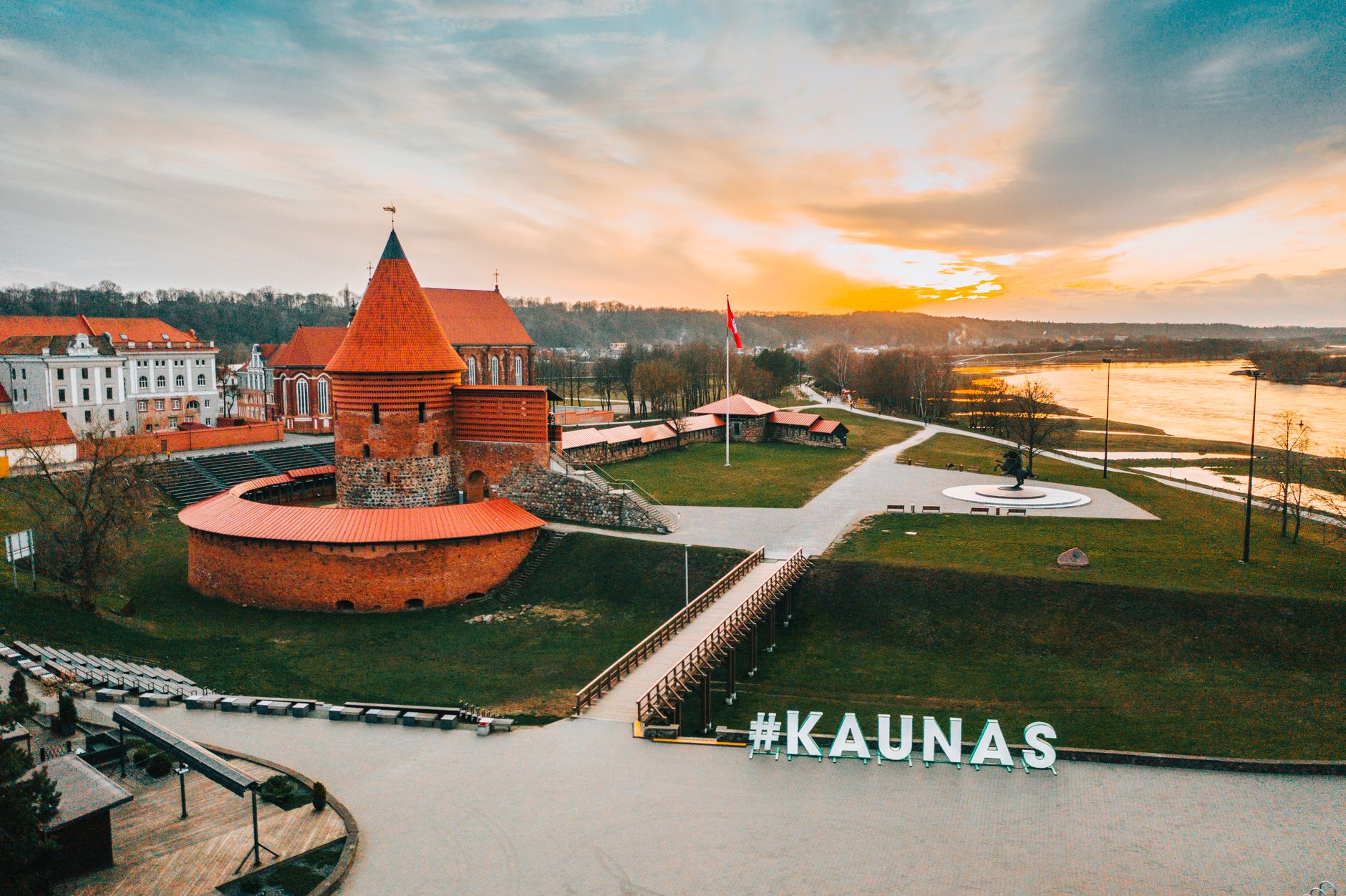 Lithuania for Private Surgery: Expert Care, Lower Costs and Baltic Charm